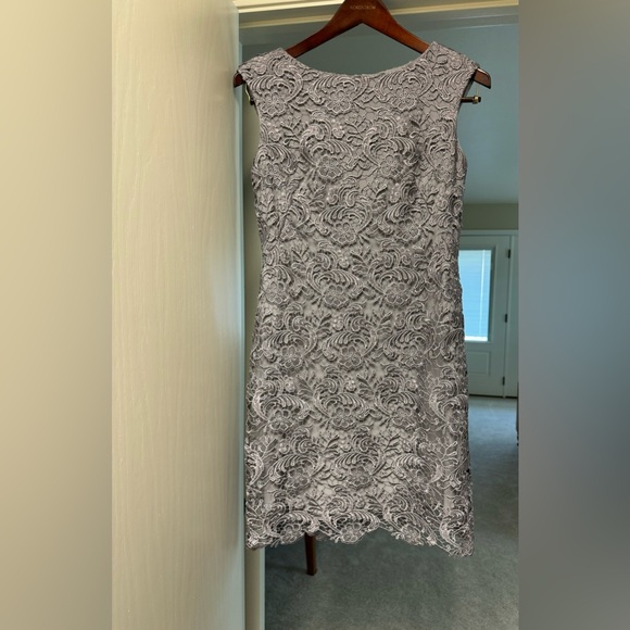 Ralph Lauren Evening Gray Lace Overlay Sheath Dress 10 - Picture 2 of 3